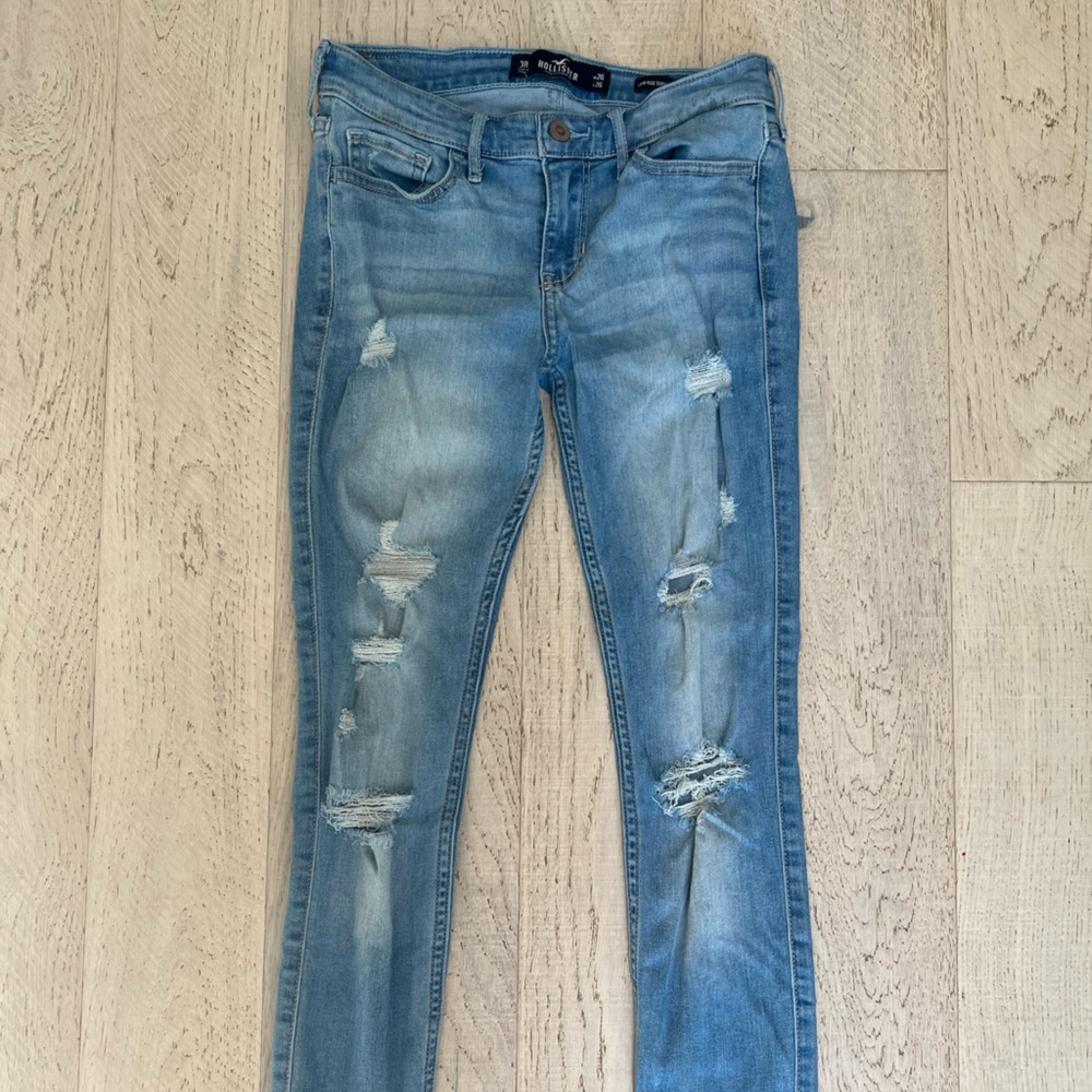 Hollister Low-Rise Super Skinny Jeans Size 3R